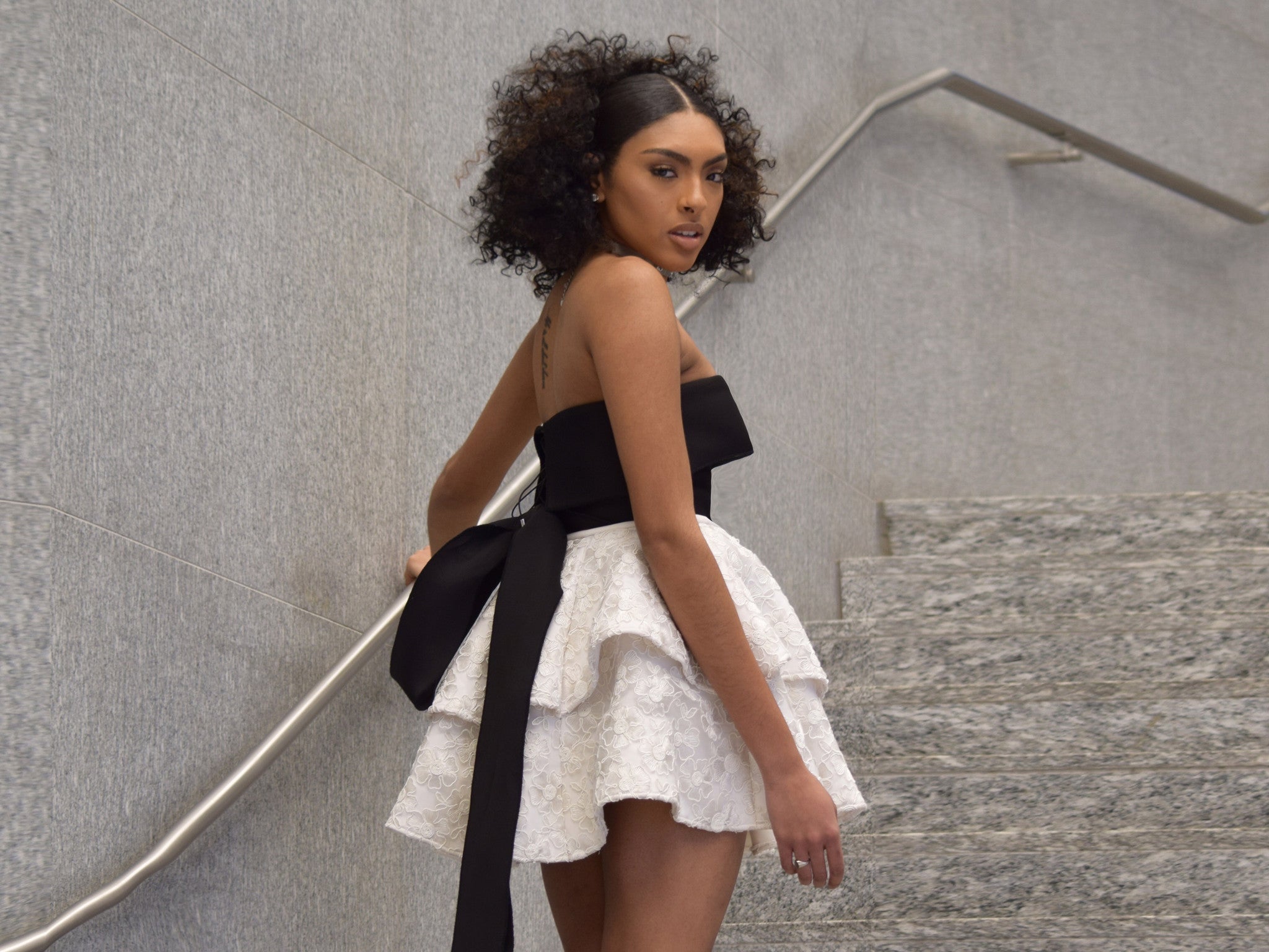 Ivy Muehleder lace skirt white skirt black top natural big hair curly hair
