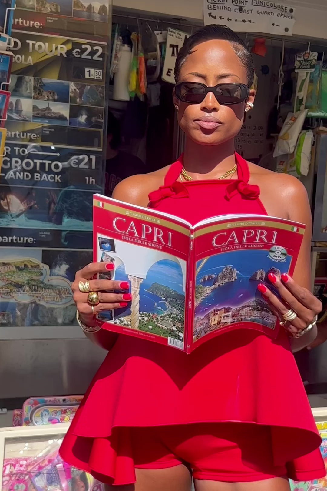 Abi Hot Shorts - S,XL